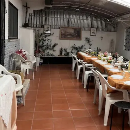 Дом отдыха Near Venice In Aveiro-praia Da Barra-costa Nova-for Big Groups *